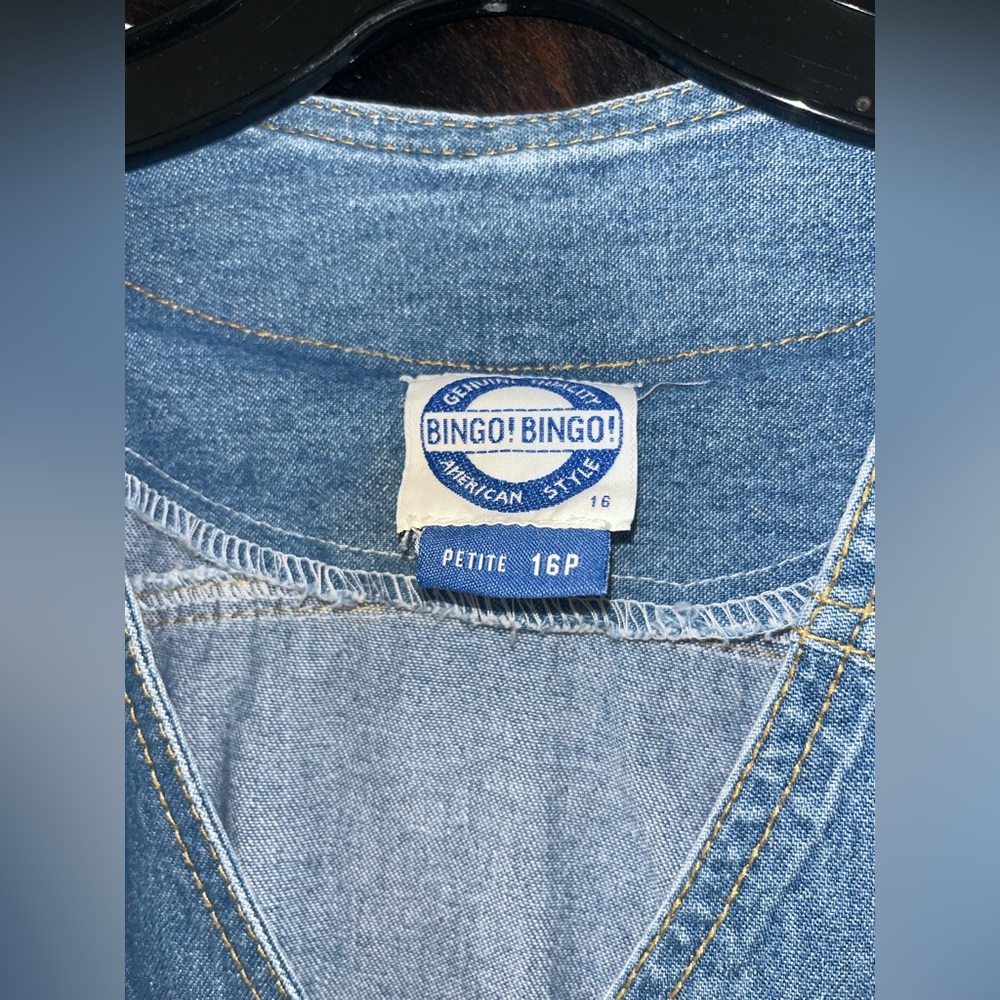 Bingo! Bingo! Size 16 petite blue jeans with wooden detail embellishments - Picture 3 of 4